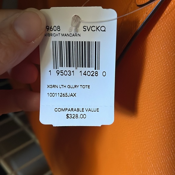 Coach Gallary Tote NTW - Picture 7 of 8